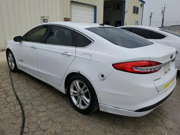 3FA6P0LU7JR171890 2018 FORD FUSION - Image 2