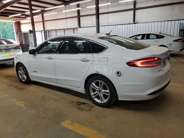 3FA6P0LU7JR171999 2018 FORD FUSION - Image 2