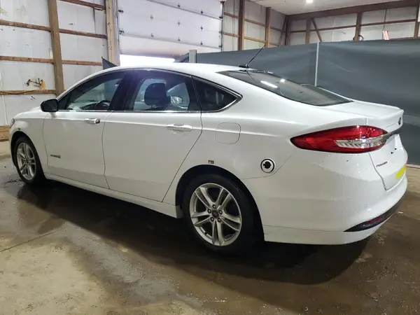 3FA6P0LU7JR172019 2018 FORD FUSION - Image 2
