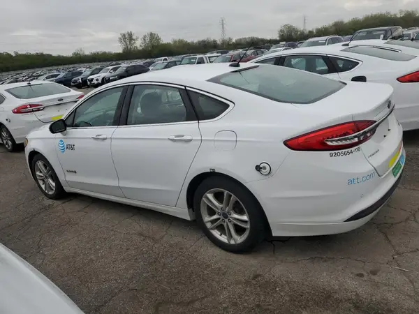 3FA6P0LU7JR172070 2018 FORD FUSION - Image 2
