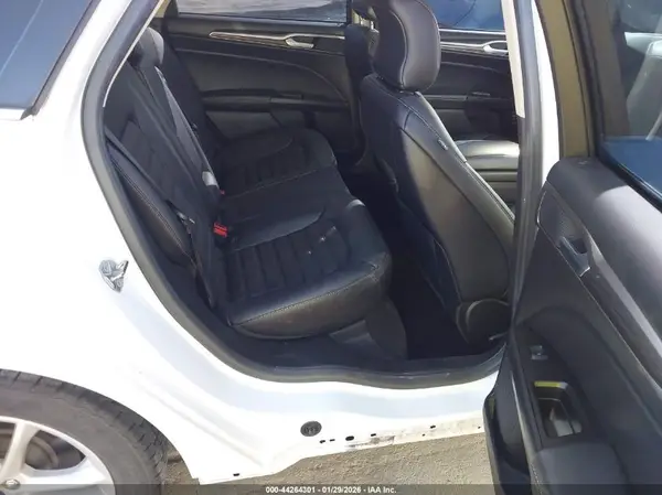 3FA6P0LU7JR172134 2018 FORD FUSION - Image 8
