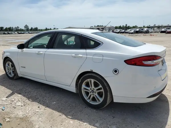 3FA6P0LU7JR178483 2018 FORD FUSION - Image 2