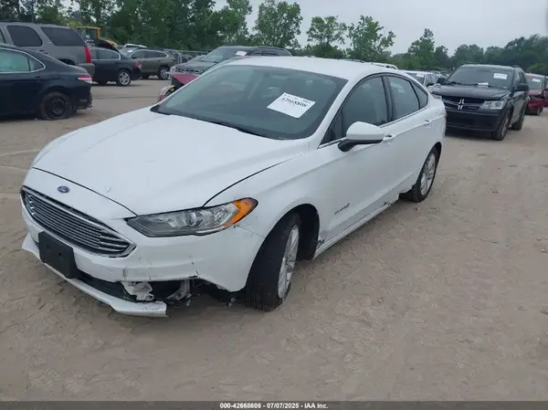 3FA6P0LU7JR188110 2018 FORD FUSION - Image 2