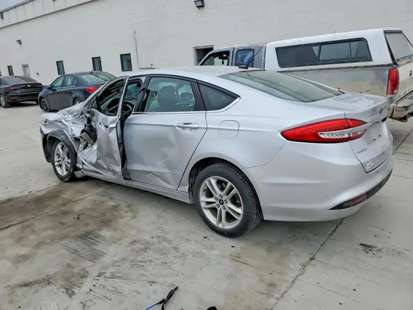 3FA6P0LU7JR205522 2018 FORD FUSION - Image 2