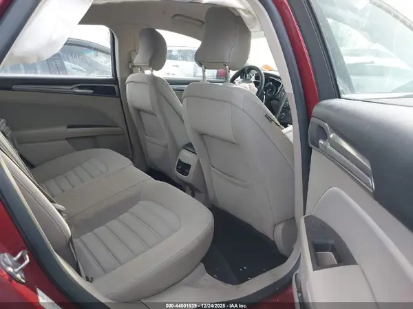 3FA6P0LU7JR208985 2018 FORD FUSION - Image 8