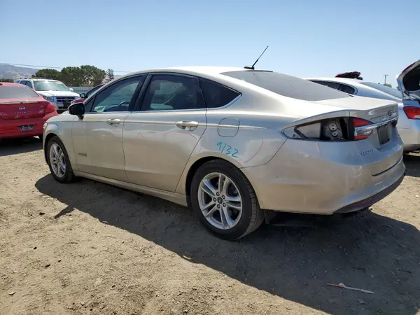 3FA6P0LU7JR211904 2018 FORD FUSION - Image 2