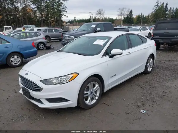 3FA6P0LU7JR219257 2018 FORD FUSION - Image 2