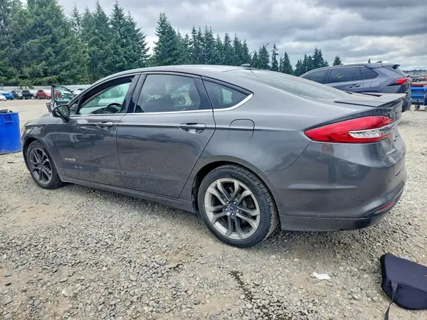 3FA6P0LU7JR219548 2018 FORD FUSION - Image 2