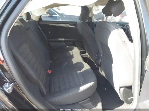 3FA6P0LU7JR225172 2018 FORD FUSION - Image 8