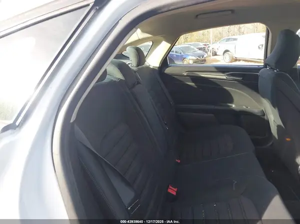 3FA6P0LU7JR234485 2018 FORD FUSION - Image 8