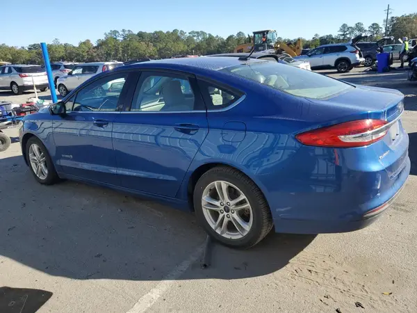 3FA6P0LU7JR235538 2018 FORD FUSION - Image 2