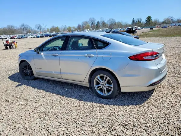 3FA6P0LU7JR244742 2018 FORD FUSION - Image 2