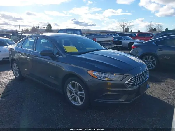 3FA6P0LU7JR248404 2018 FORD FUSION - Image 1