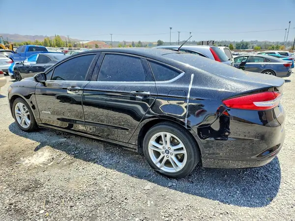 3FA6P0LU7JR260648 2018 FORD FUSION - Image 2