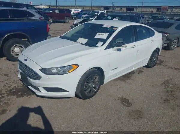 3FA6P0LU7JR261170 2018 FORD FUSION - Image 2