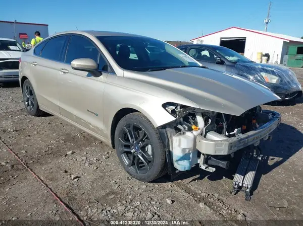 3FA6P0LU7JR269818 2018 FORD FUSION - Image 1