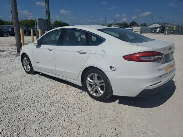 3FA6P0LU7JR278745 2018 FORD FUSION - Image 2