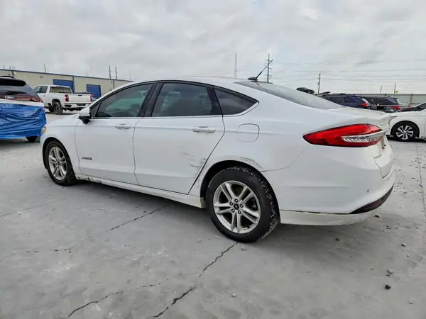 3FA6P0LU7JR286750 2018 FORD FUSION - Image 2