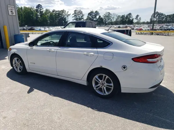 3FA6P0LU7JR287008 2018 FORD FUSION - Image 2
