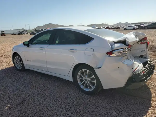 3FA6P0LU7KR100786 2019 FORD FUSION - Image 2