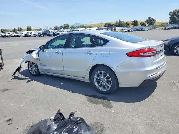 3FA6P0LU7KR105745 2019 FORD FUSION - Image 2