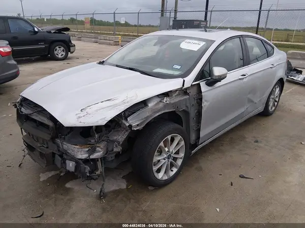3FA6P0LU7KR106619 2019 FORD FUSION - Image 2