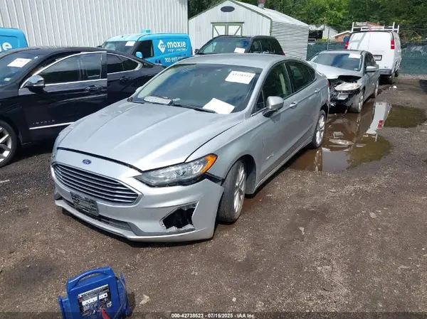 3FA6P0LU7KR121038 2019 FORD FUSION - Image 2