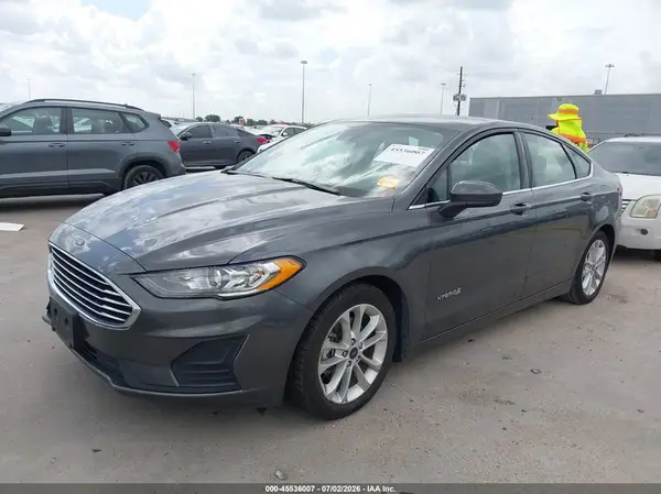 3FA6P0LU7KR124702 2019 FORD FUSION - Image 2