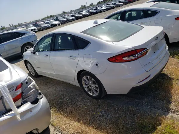3FA6P0LU7KR124862 2019 FORD FUSION - Image 2