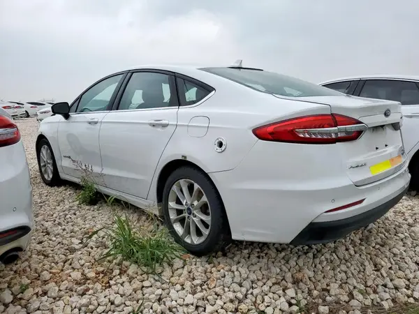 3FA6P0LU7KR124876 2019 FORD FUSION - Image 2
