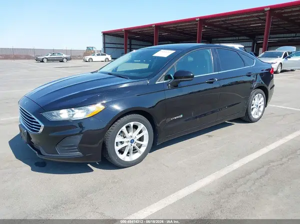 3FA6P0LU7KR135795 2019 FORD FUSION - Image 2