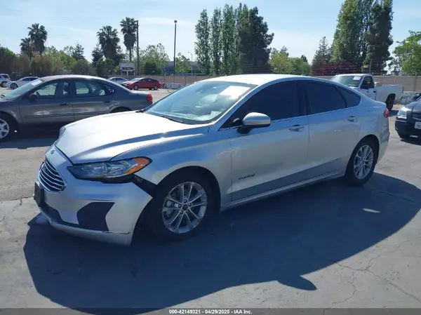 3FA6P0LU7KR137840 2019 FORD FUSION - Image 2