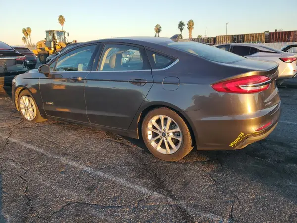 3FA6P0LU7KR144934 2019 FORD FUSION - Image 2