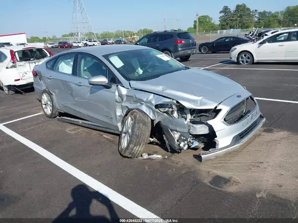 3FA6P0LU7KR147641 2019 FORD FUSION - Image 1