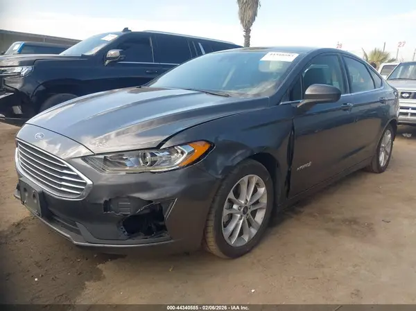 3FA6P0LU7KR148692 2019 FORD FUSION - Image 2