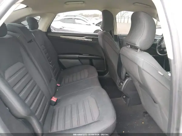 3FA6P0LU7KR151947 2019 FORD FUSION - Image 8