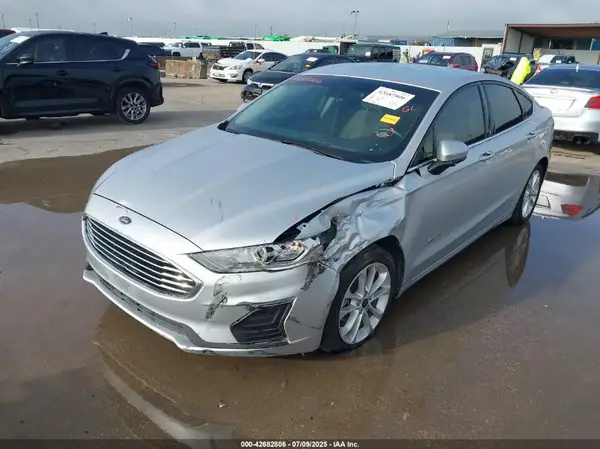 3FA6P0LU7KR154251 2019 FORD FUSION - Image 2