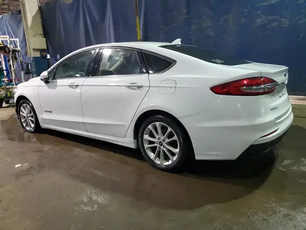 3FA6P0LU7KR167615 2019 FORD FUSION - Image 2