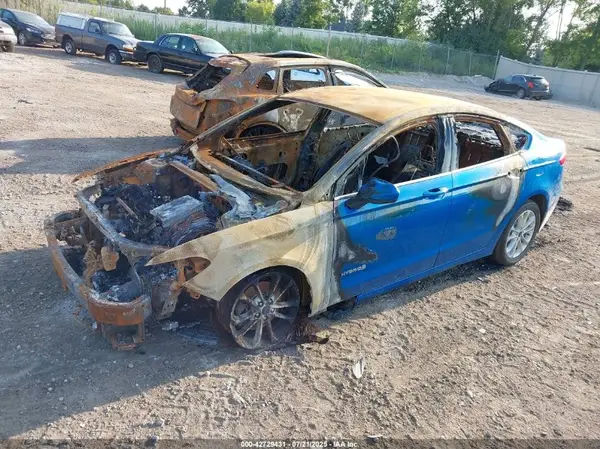 3FA6P0LU7KR167789 2019 FORD FUSION - Image 2