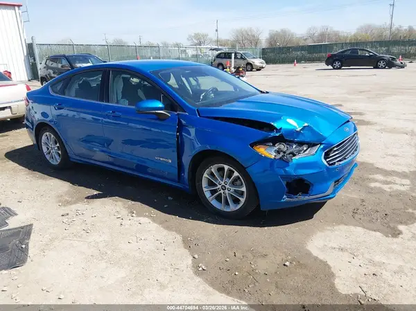 3FA6P0LU7KR172667 2019 FORD FUSION - Image 1