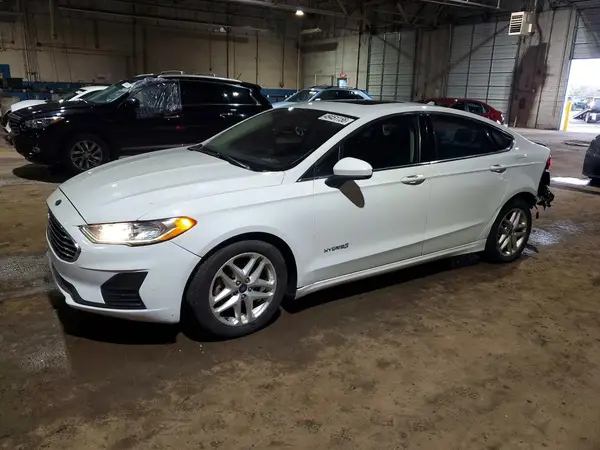 3FA6P0LU7KR181532 2019 FORD FUSION - Image 1