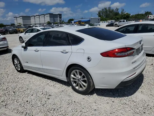 3FA6P0LU7KR184060 2019 FORD FUSION - Image 2