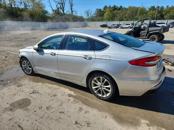 3FA6P0LU7KR185130 2019 FORD FUSION - Image 2