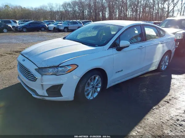 3FA6P0LU7KR197858 2019 FORD FUSION - Image 2