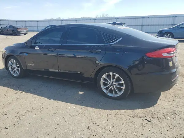 3FA6P0LU7KR198993 2019 FORD FUSION - Image 2