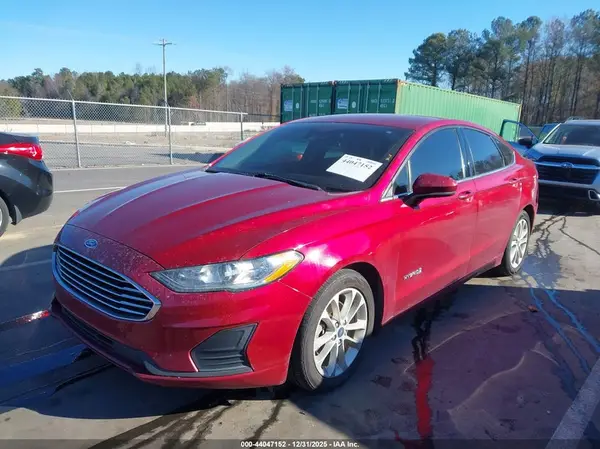 3FA6P0LU7KR206557 2019 FORD FUSION - Image 2