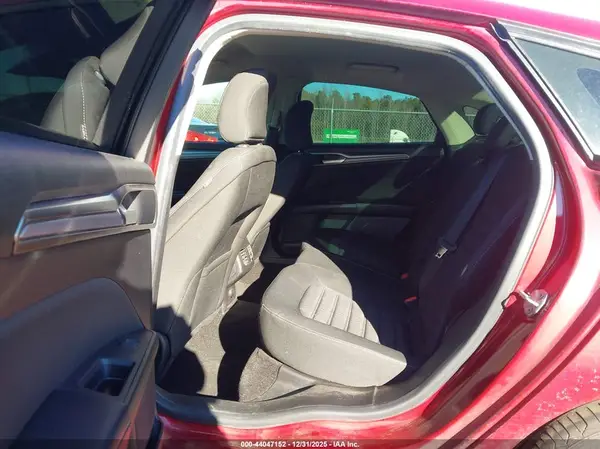 3FA6P0LU7KR206557 2019 FORD FUSION - Image 8