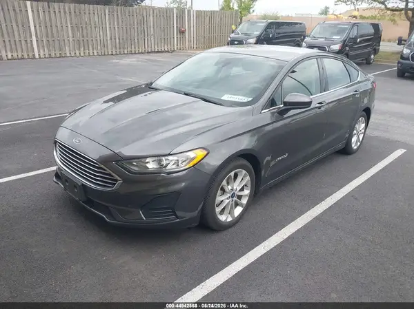 3FA6P0LU7KR211483 2019 FORD FUSION - Image 2