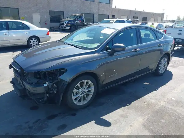 3FA6P0LU7KR216781 2019 FORD FUSION - Image 2