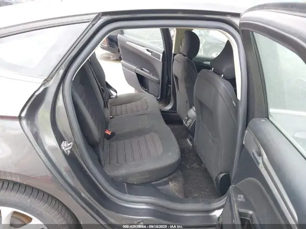 3FA6P0LU7KR216781 2019 FORD FUSION - Image 8
